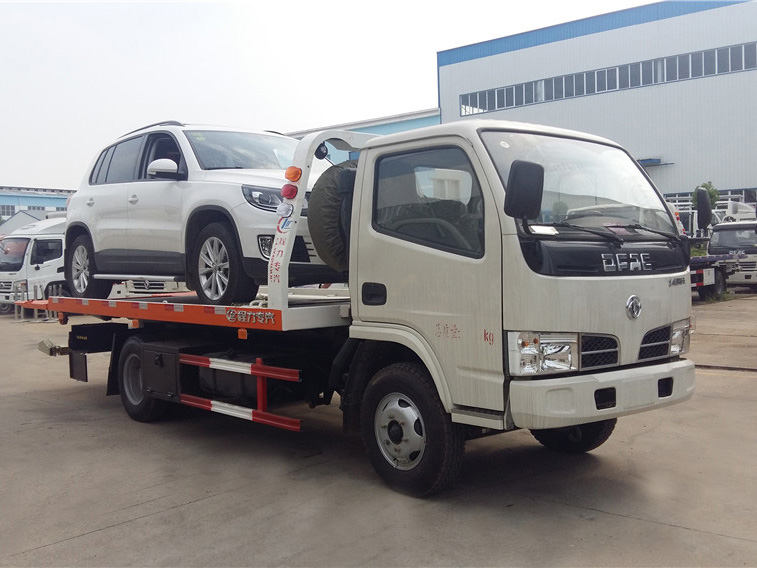 東風(fēng)多利卡藍牌CLW5041TQZ5一拖二清障車