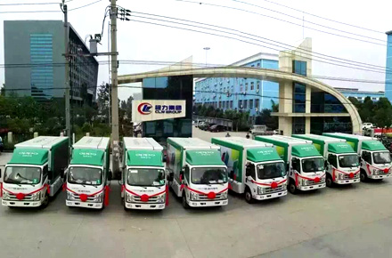 oppo公司訂購(gòu)300輛廣告宣傳車(chē)順利交付